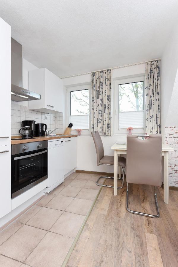 Haus Am Kajedeich Mit Fruehstuecksoption Διαμέρισμα Bensersiel Εξωτερικό φωτογραφία