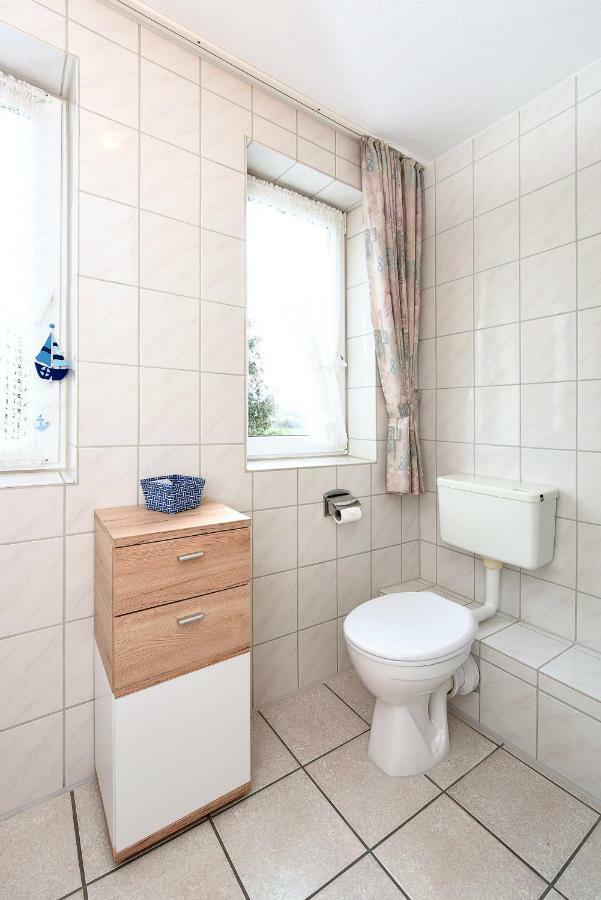 Haus Am Kajedeich Mit Fruehstuecksoption Διαμέρισμα Bensersiel Εξωτερικό φωτογραφία
